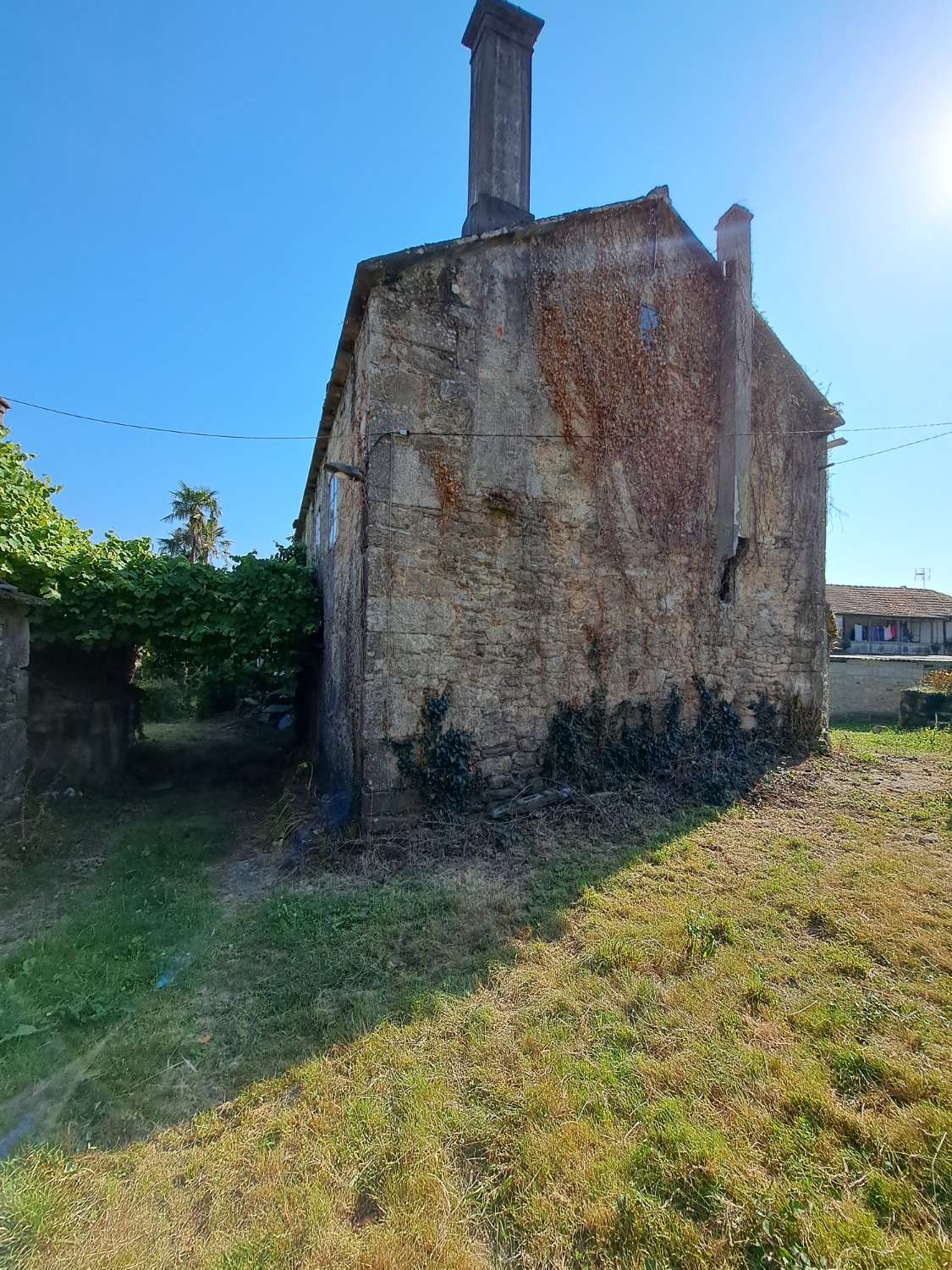 Wunderschönes Landhaus zum Restaurieren.