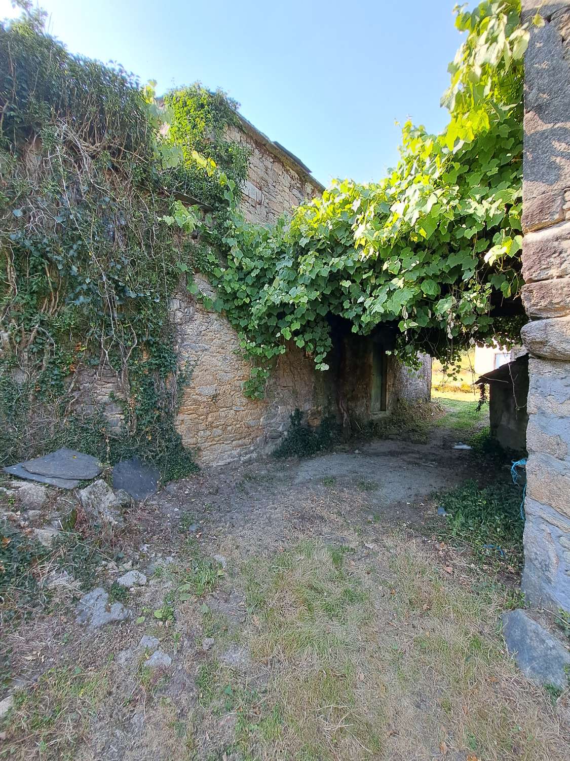 Maison de campagne à restaurer.