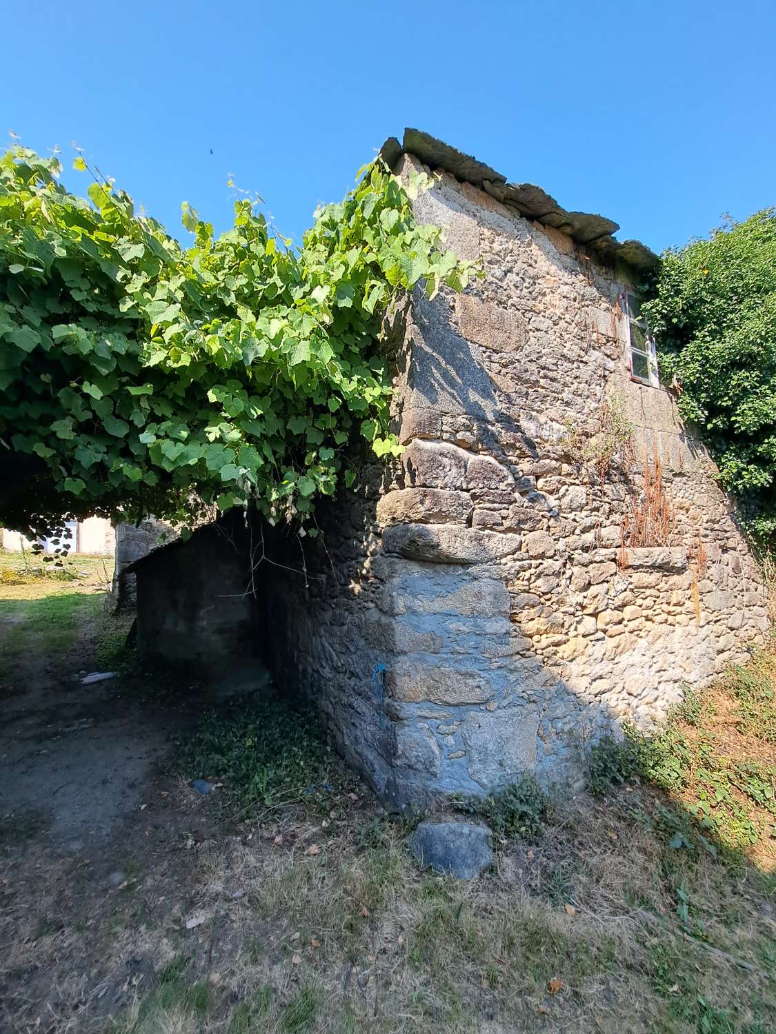 Country house to restore.