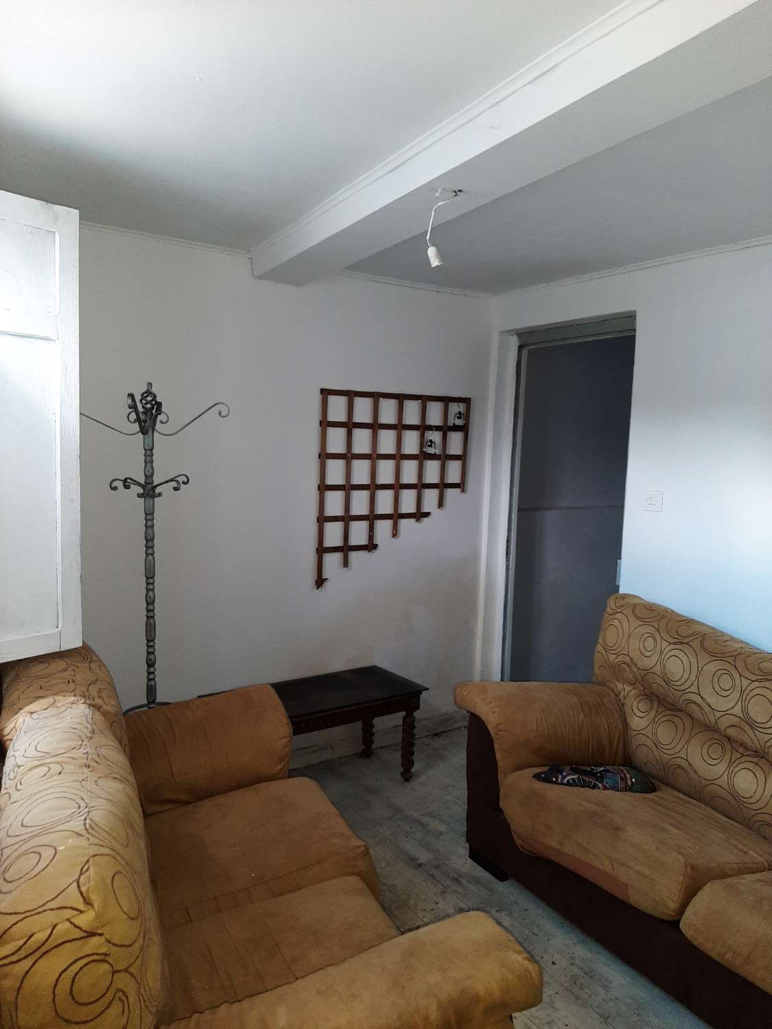 Se vende casa, para reformar, en Vilar, Pontedeume.