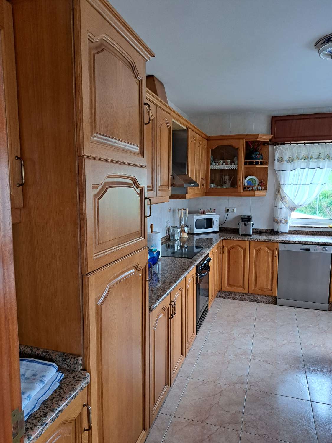 Casa con proprietà urbana di 7.700 mq.