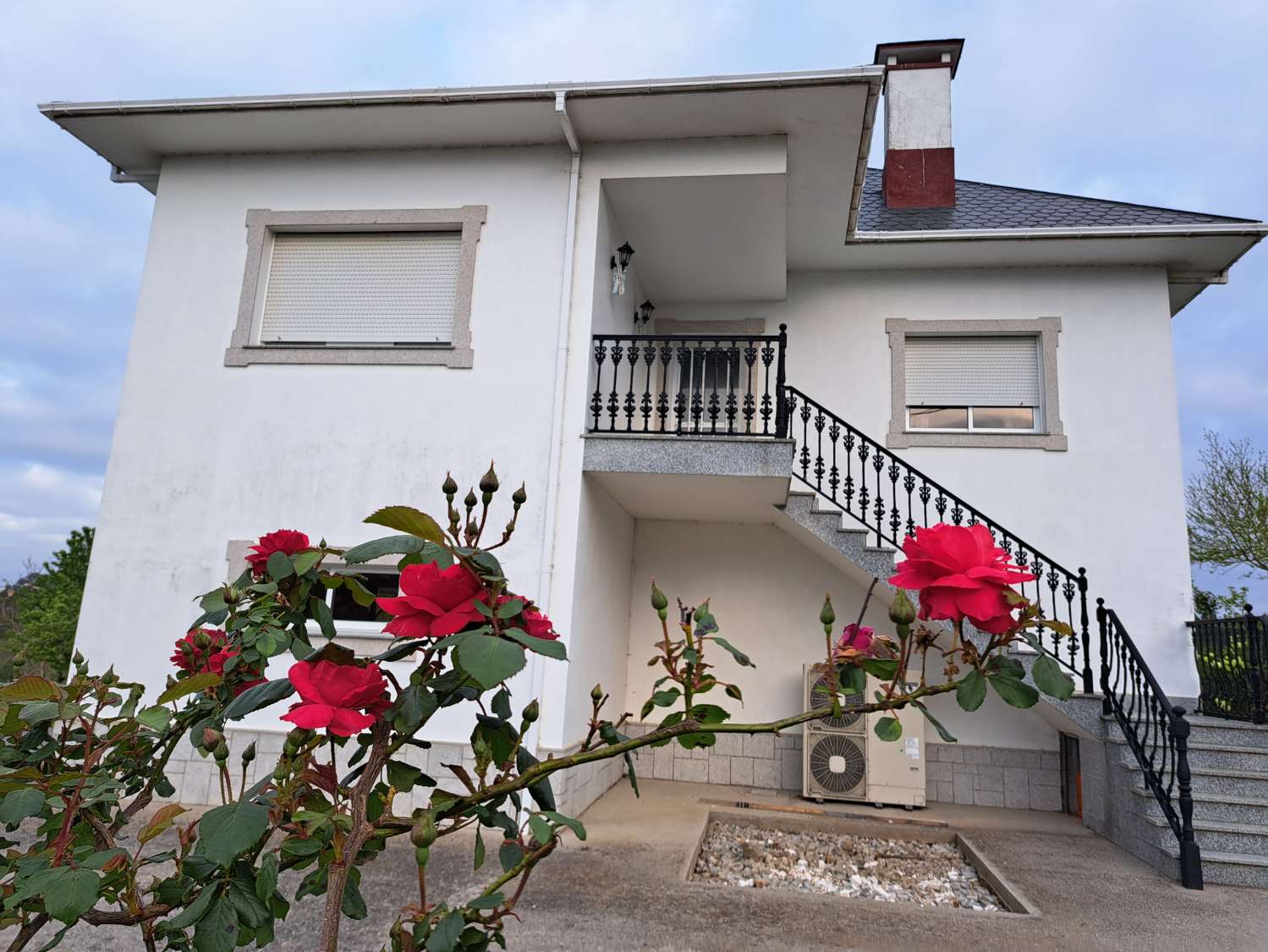 House with urban property of 7,700 m.