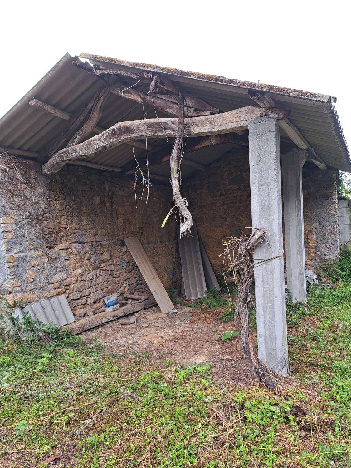 Venem casa per reformar.