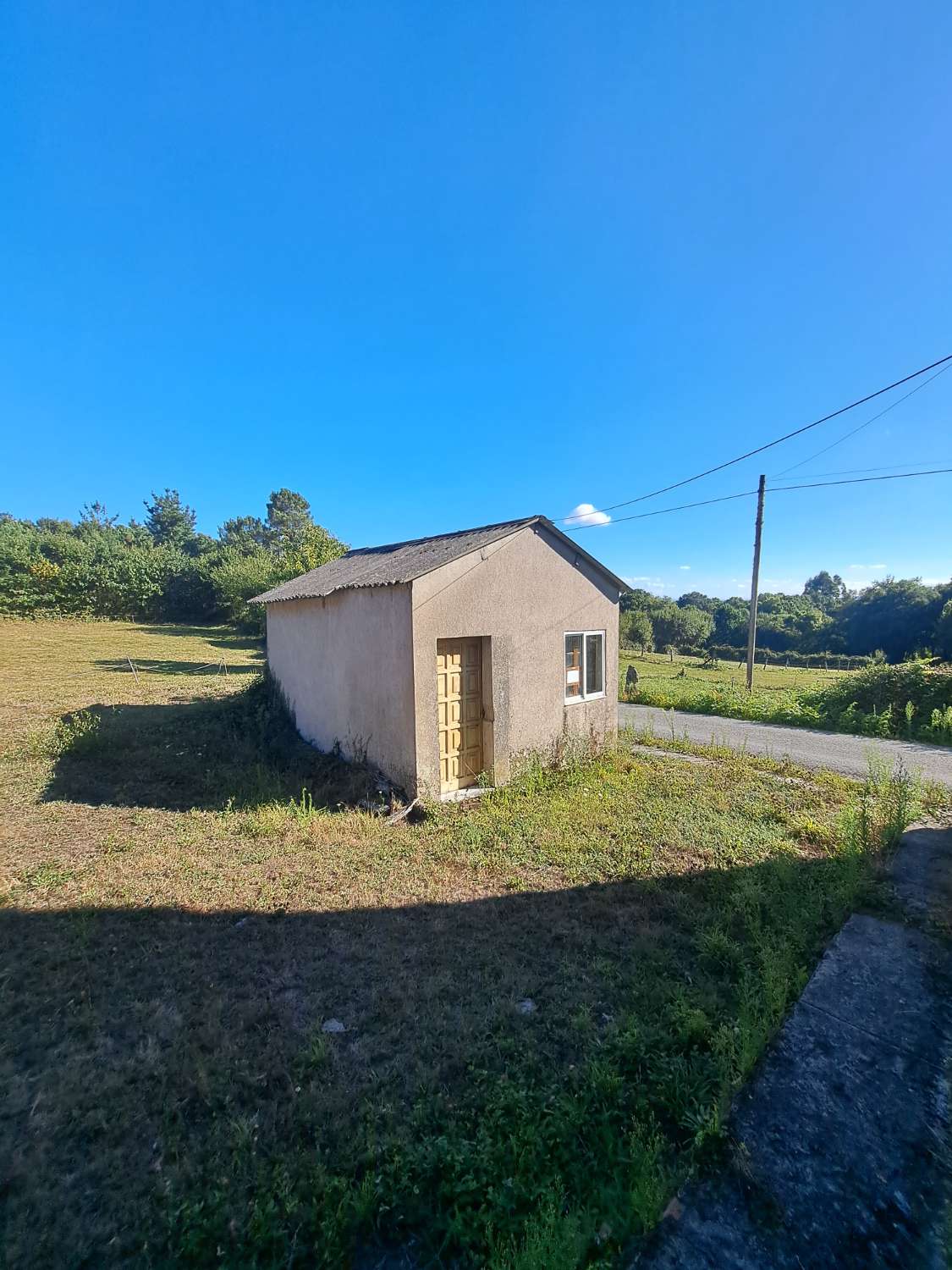 Vendiamo casa e terreno a Corbelle, Vilalba.