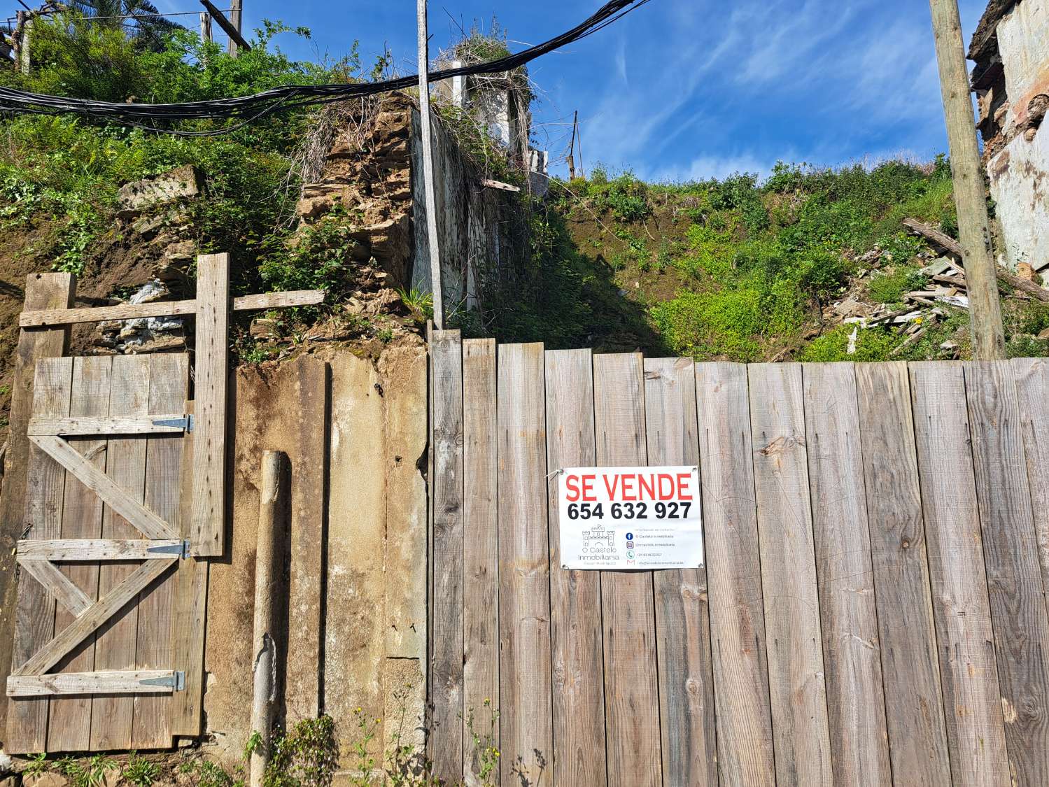 Wir verkaufen Stadtgrundstück in Pontedeume.