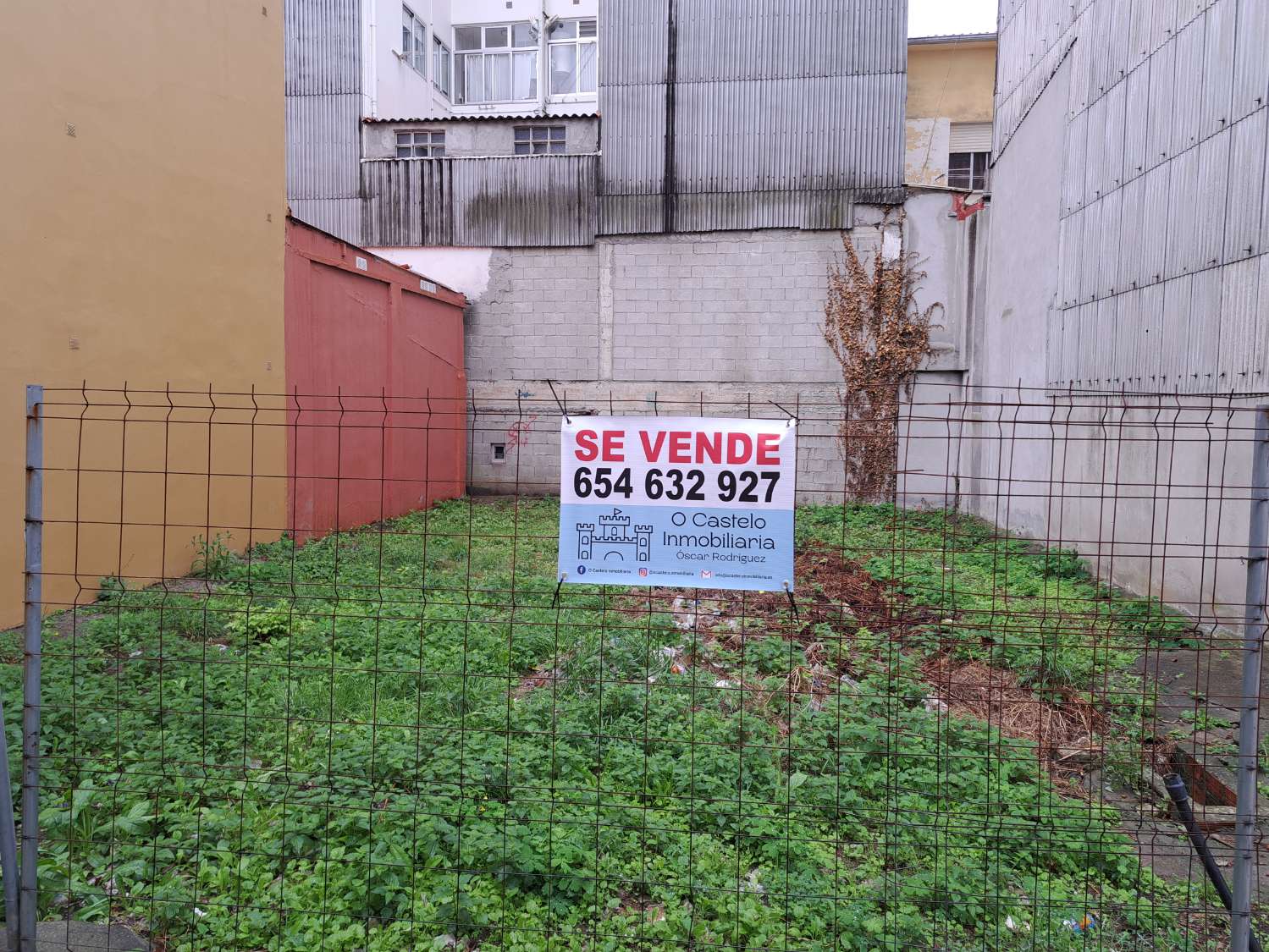 We sell, exclusively, this plot in Perlío, Fene