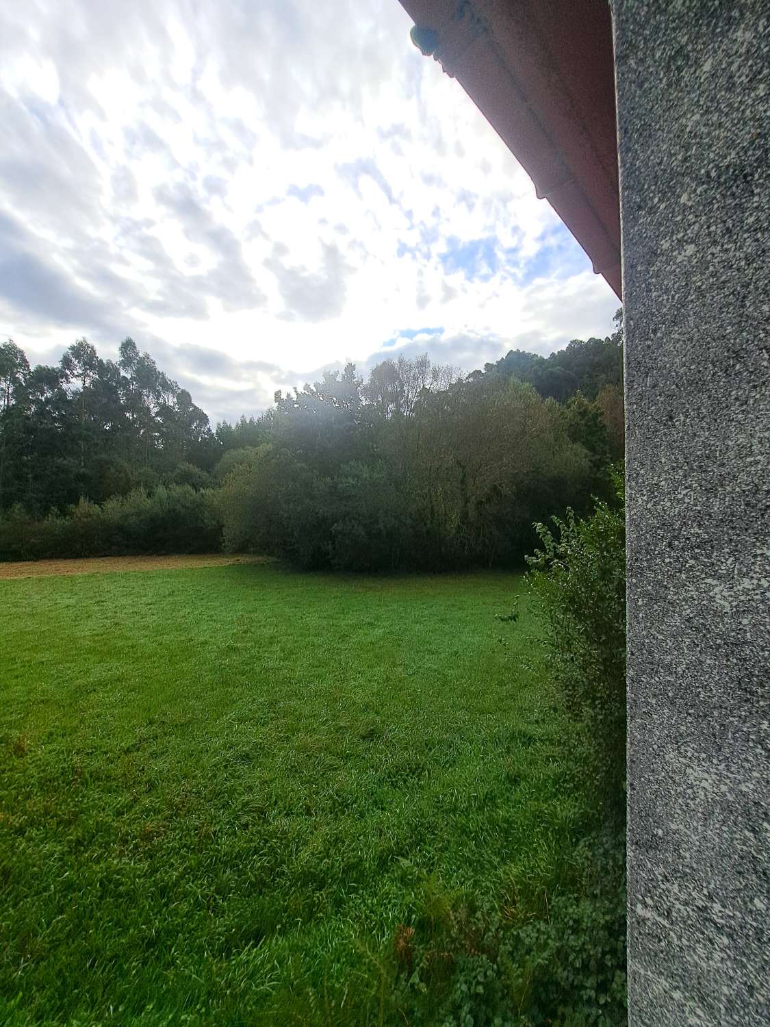 Vendemos casa de campo, en Monfero.